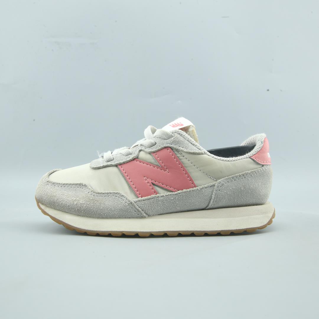 NEW BALANCE 237