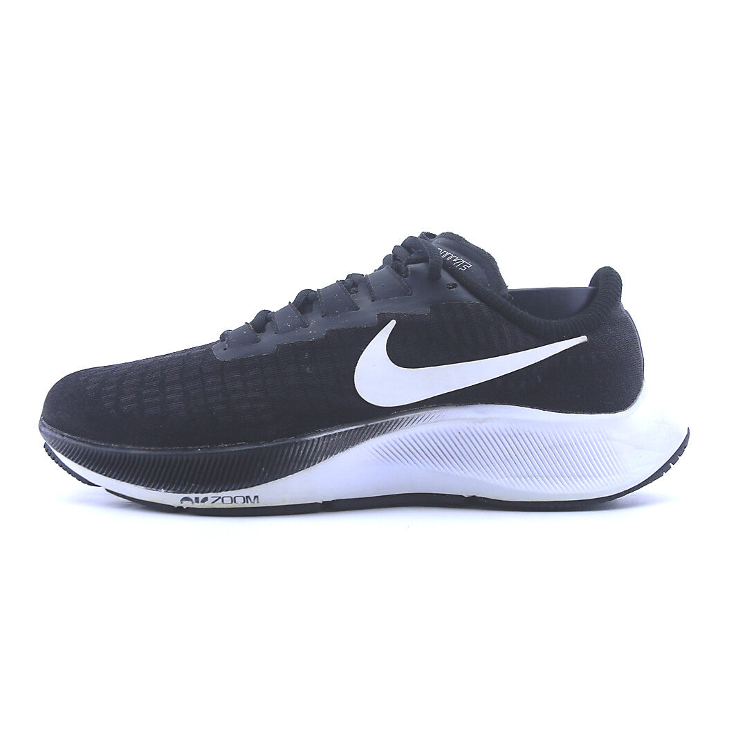 NIKE  AIR ZOOM PEGASUS 37