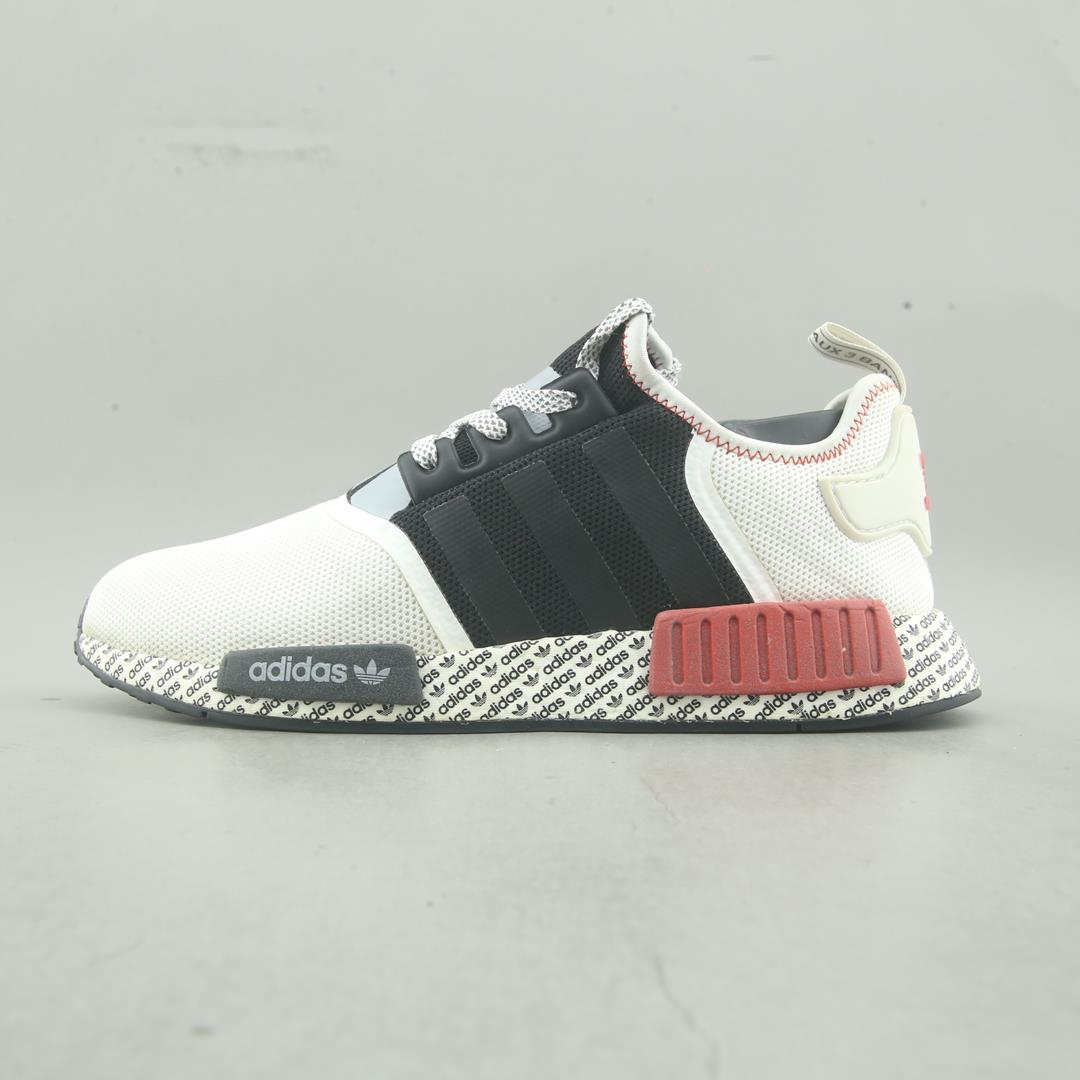 ADIDAS NMD R1