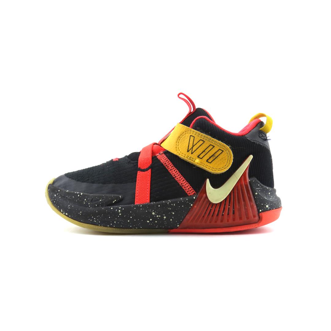 NIKE LEBRON WITNESS 7