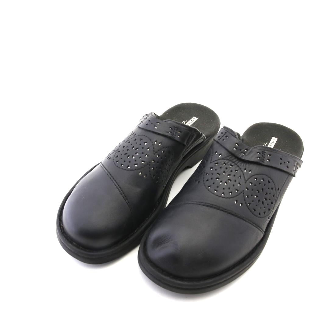 CLARKS COLLECTION