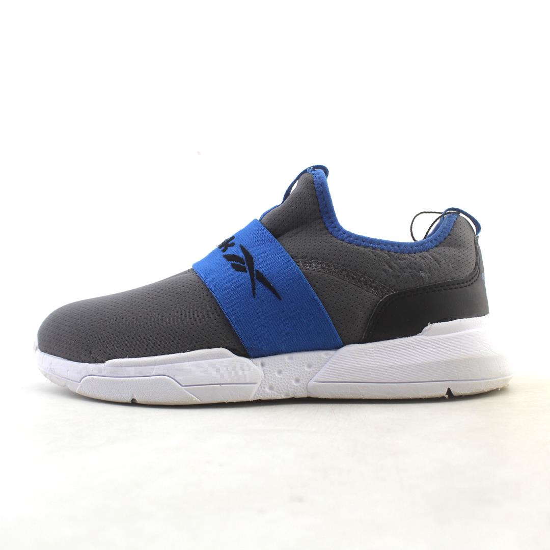 REEBOK .