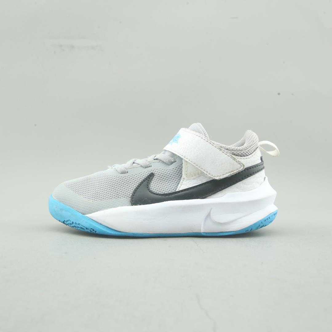 NIKE TEAM HUSTLE D10