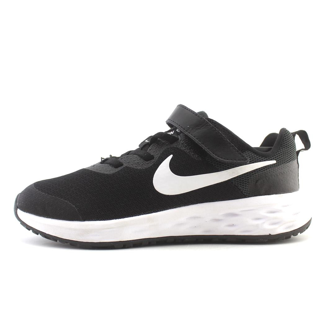 NIKE REVOLUTION 6