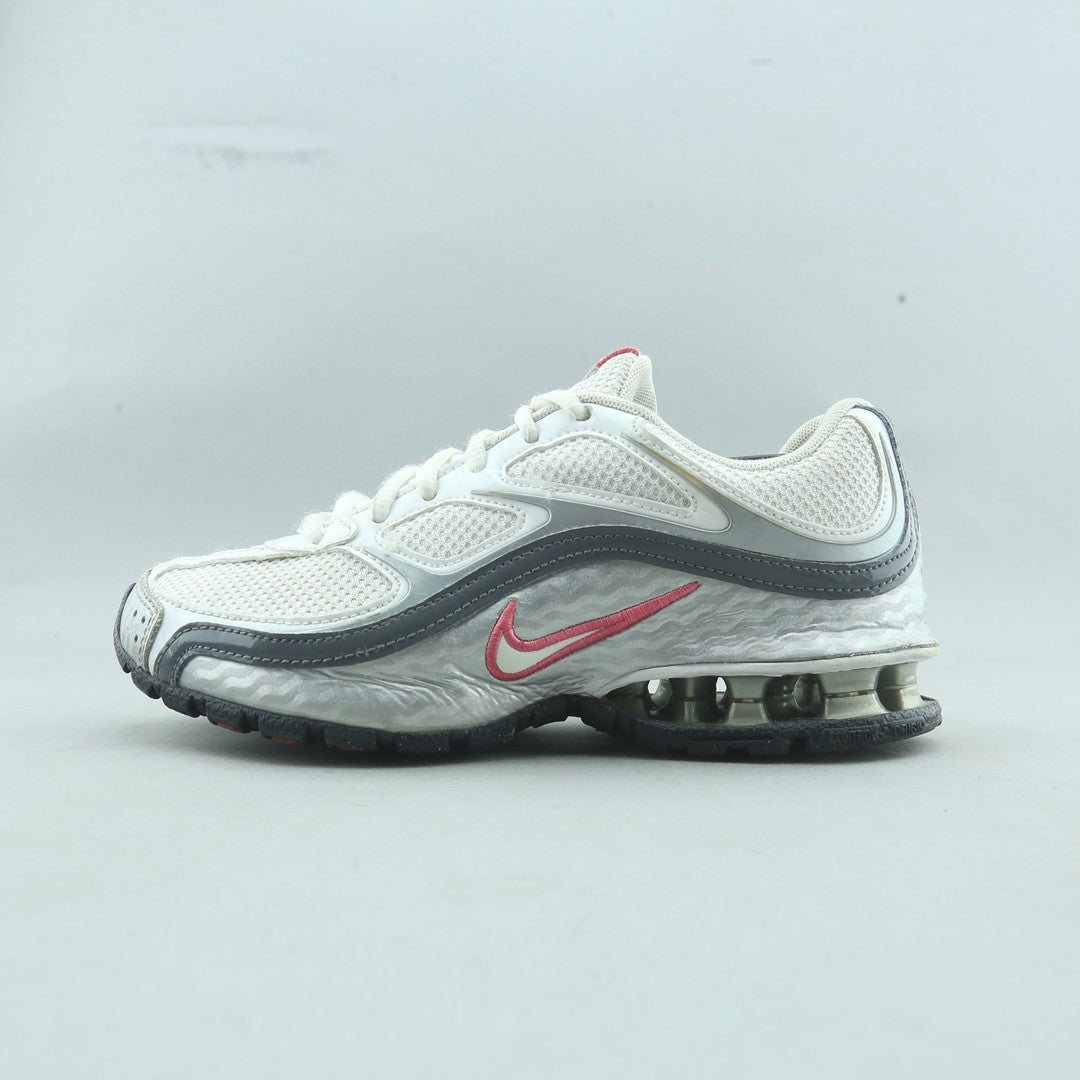 NIKE REAX RUN 5