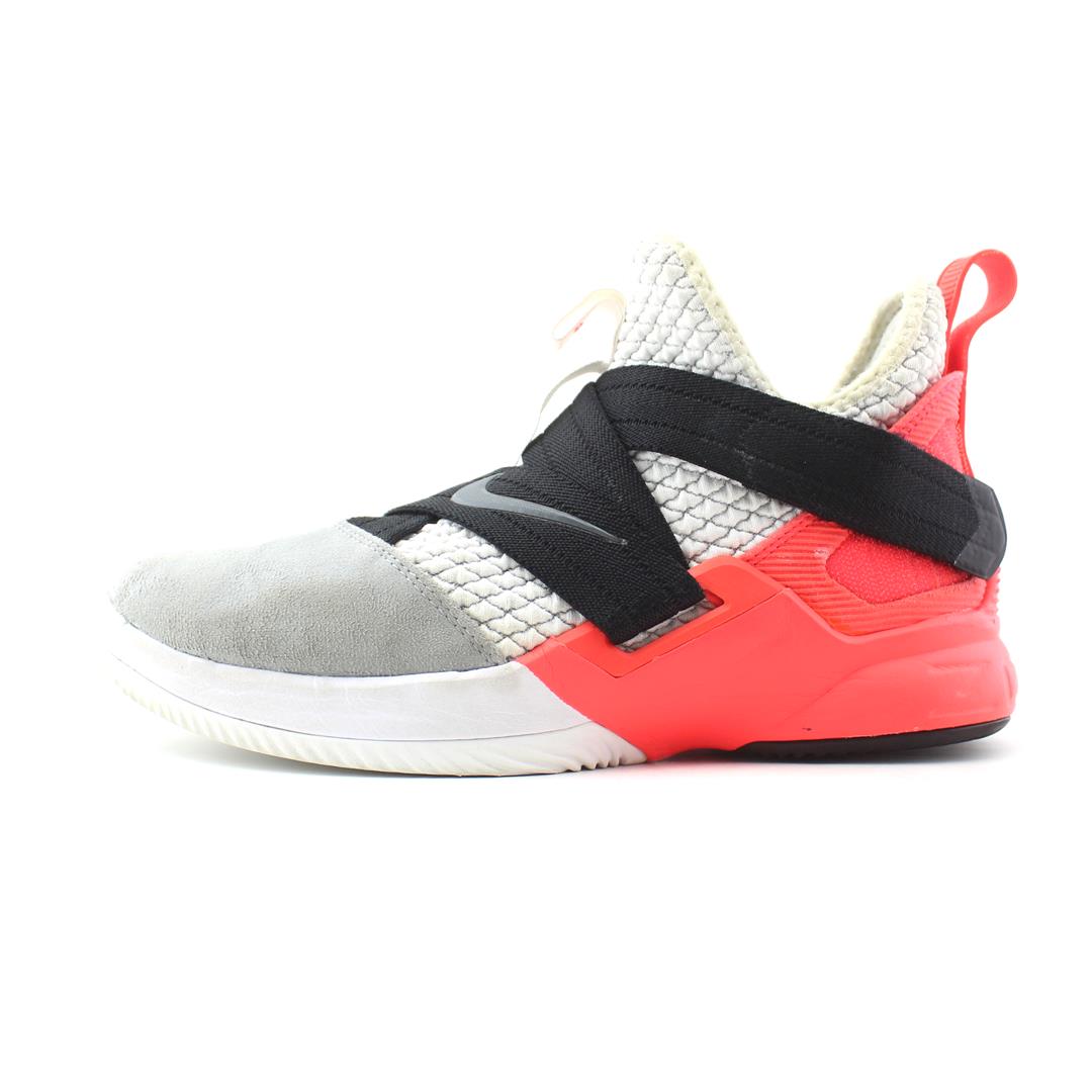 NIKE LEBRON SOLDIER 12 SFG