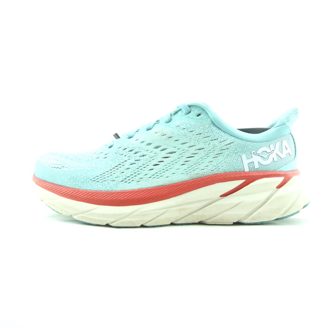 HOKA ONE ONE CLIFTON 8