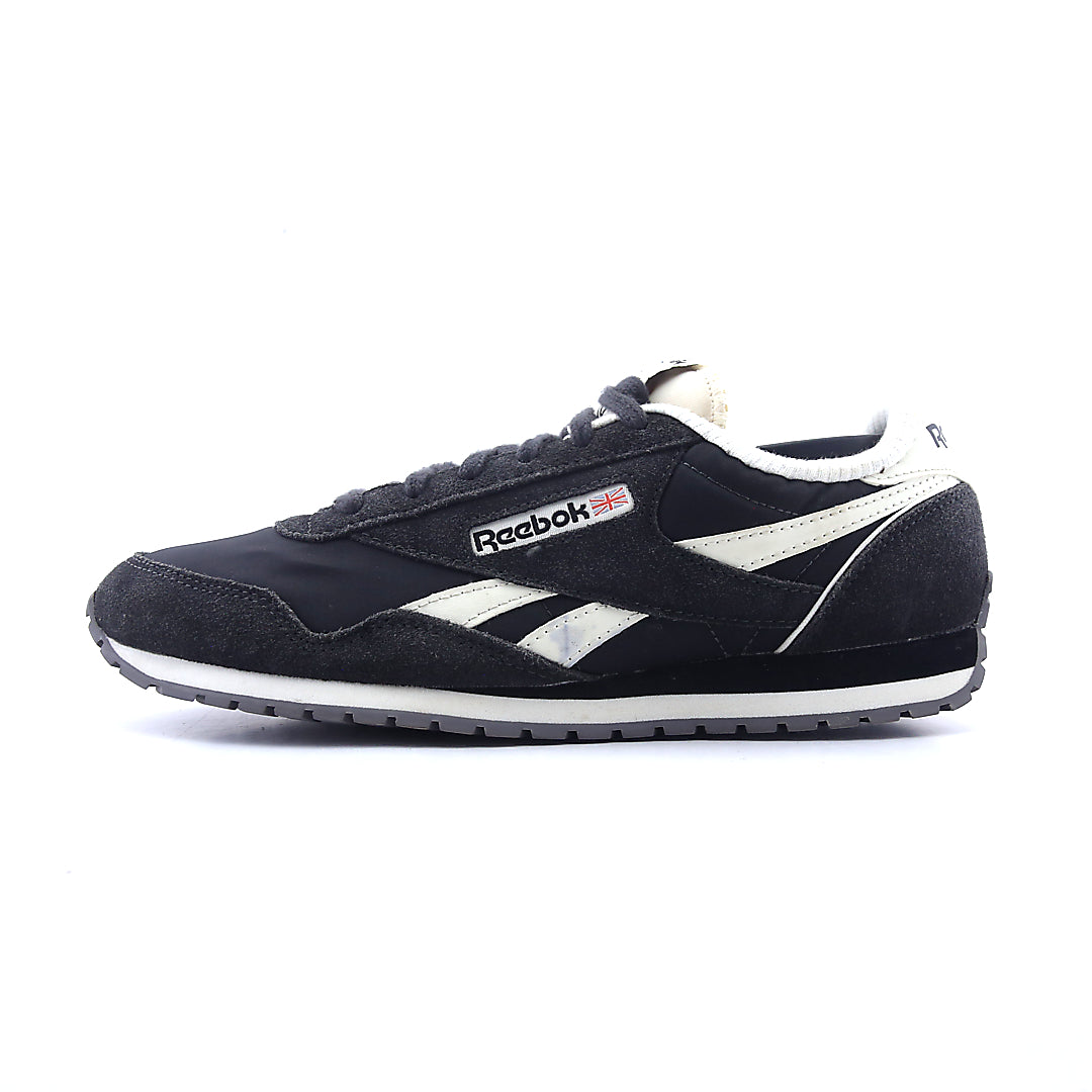 REEBOK CLASSIC