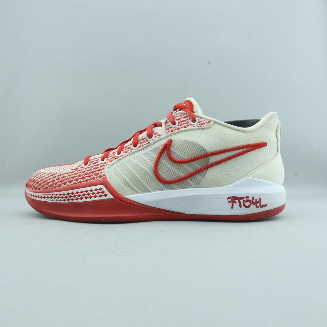 NIKE SABRINA 1