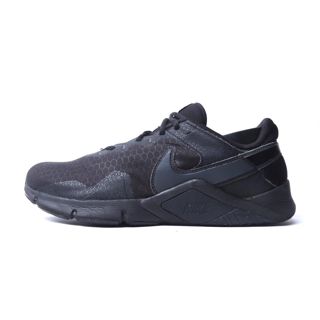 NIKE  LEGEND ESSENTIAL 2