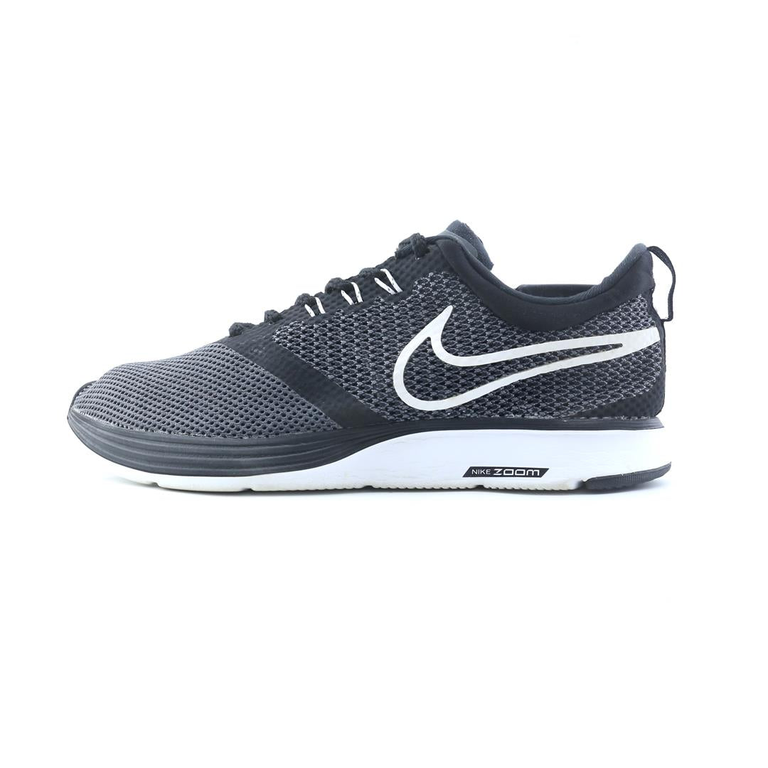 NIKE ZOOM STRIKE
