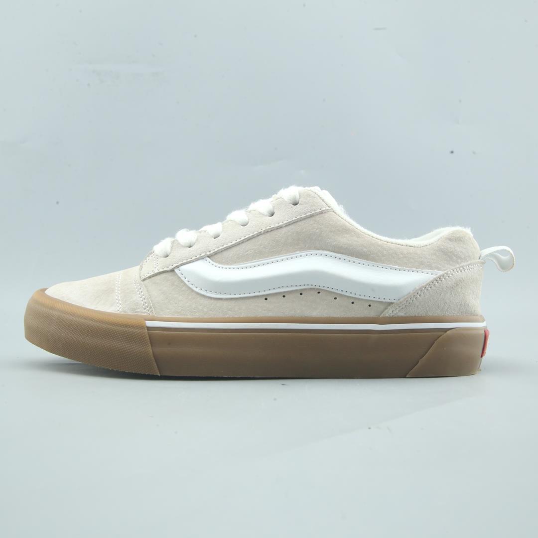 VANS KNU SKOOL