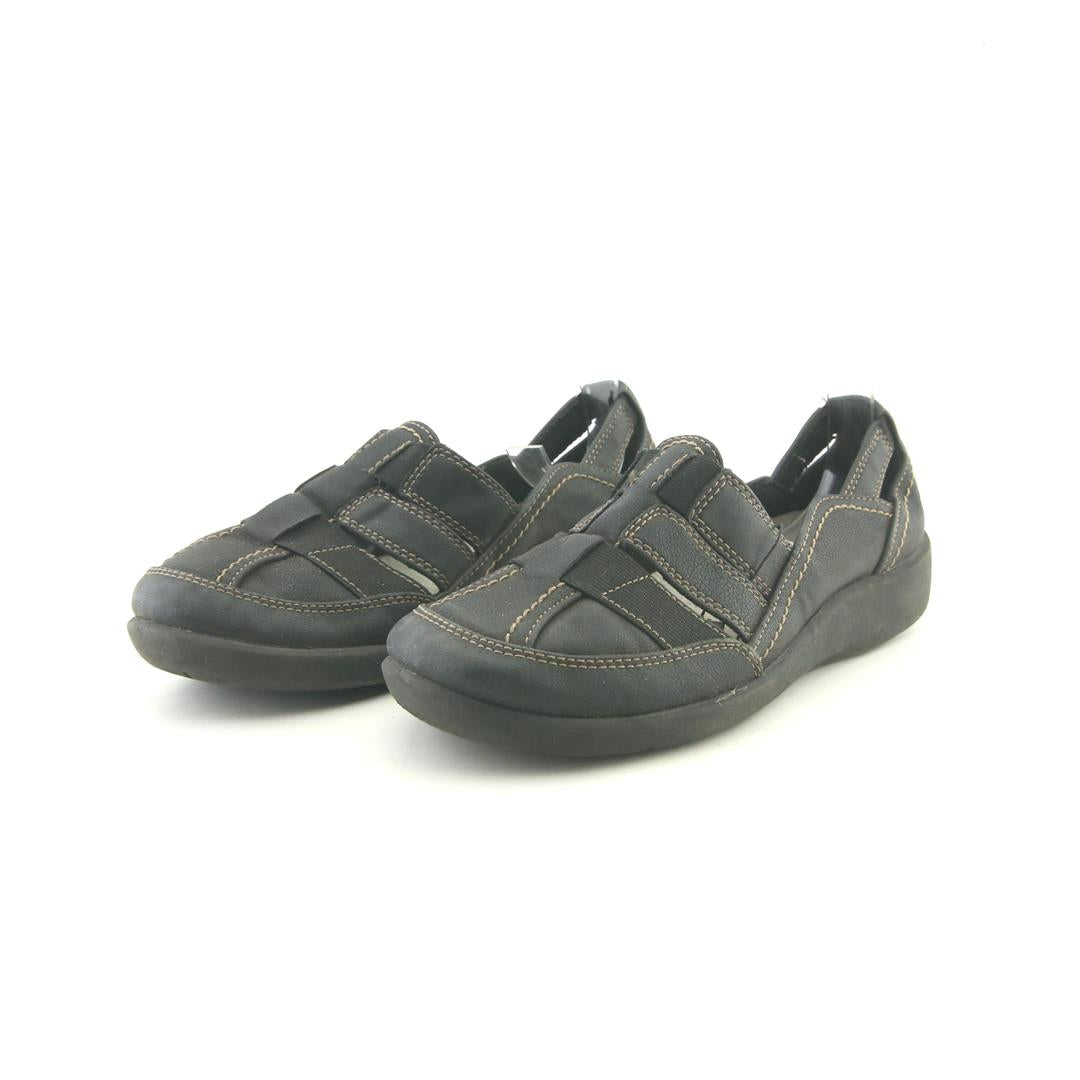 CLARKS CLOUDSTEPPERS