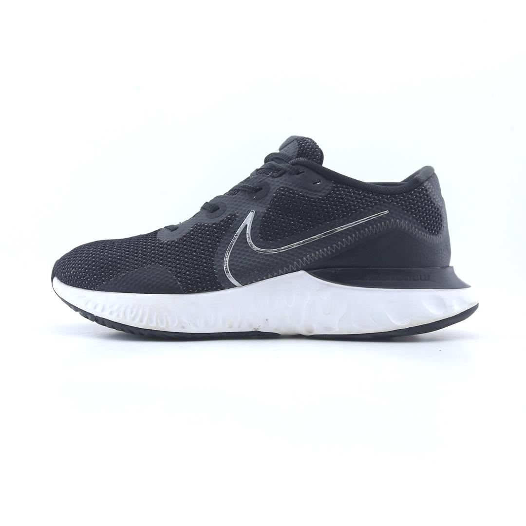 NIKE RENEW RUN 2