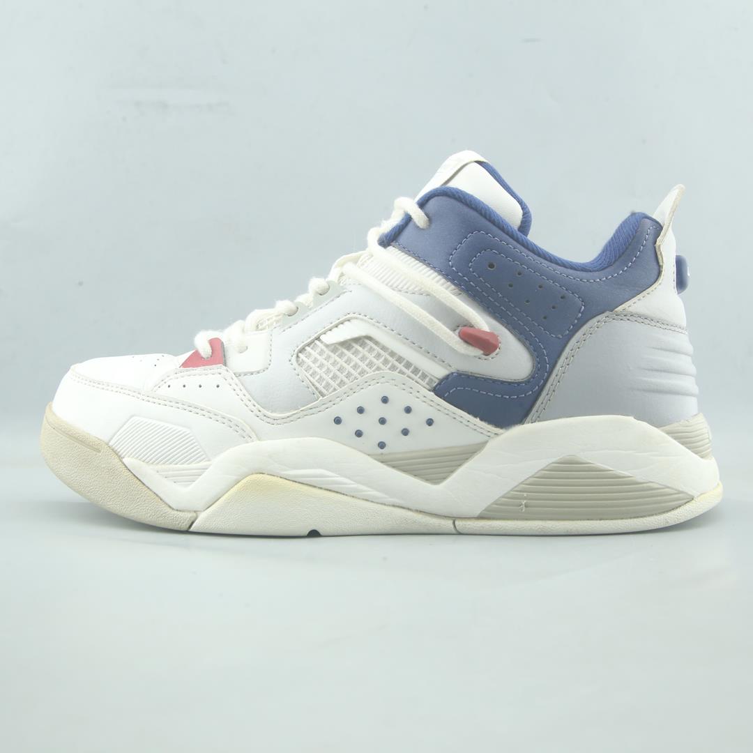 LI-NING .