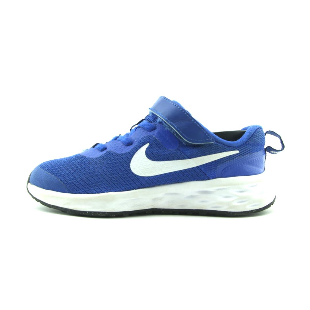 NIKE REVOLUTION 6