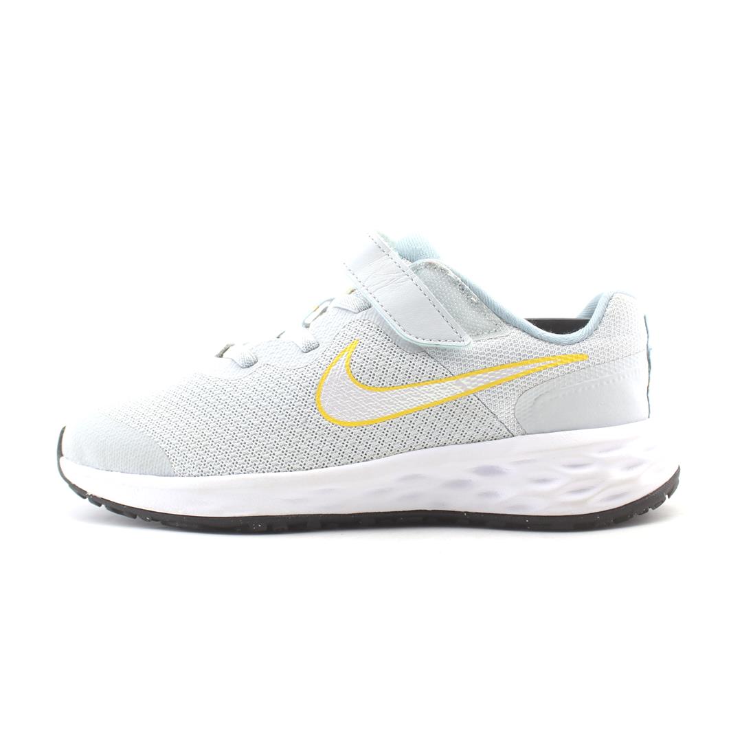 NIKE REVOLUTION 6