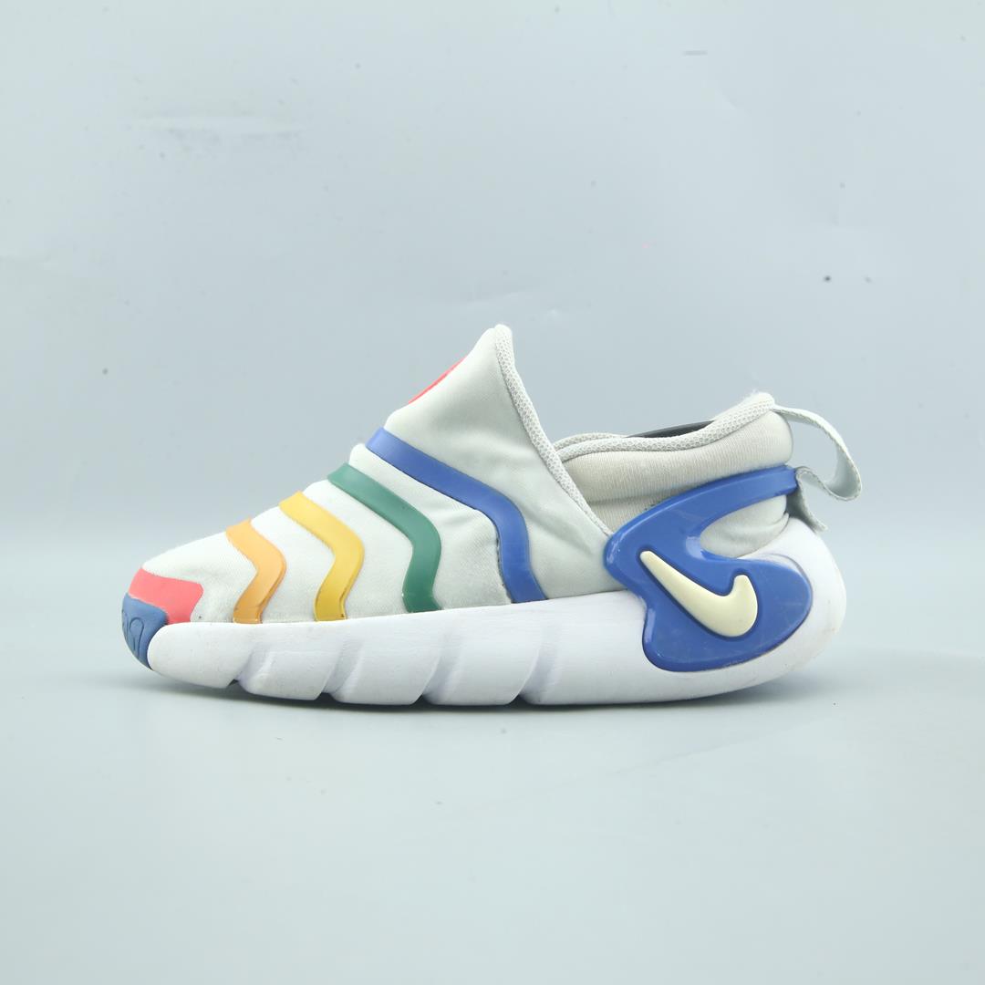NIKE DYNAMO GO