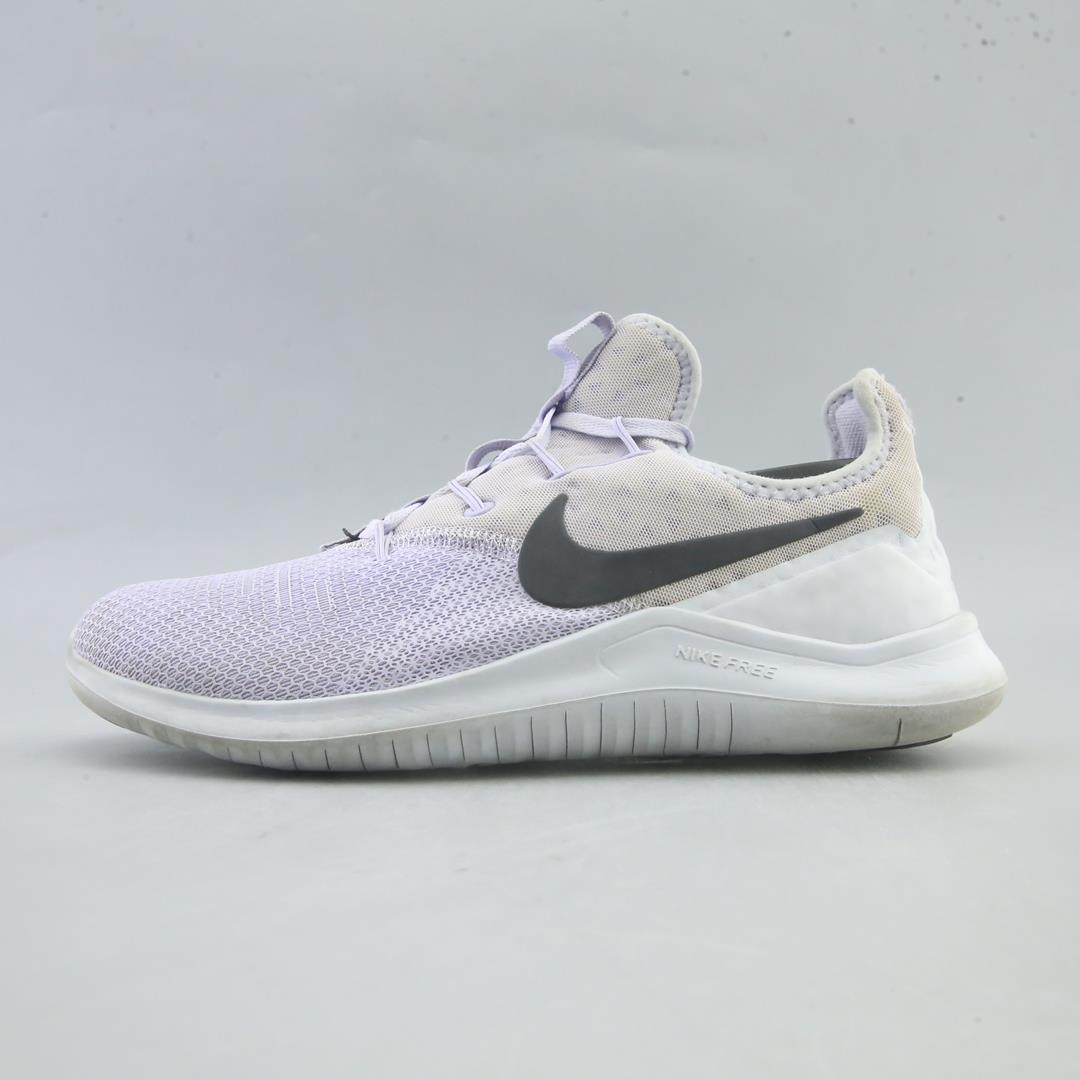 NIKE FREE TR 8