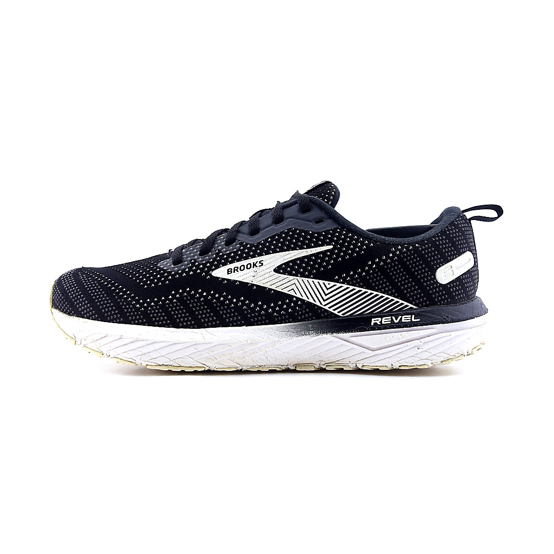BROOKS REVEL 6