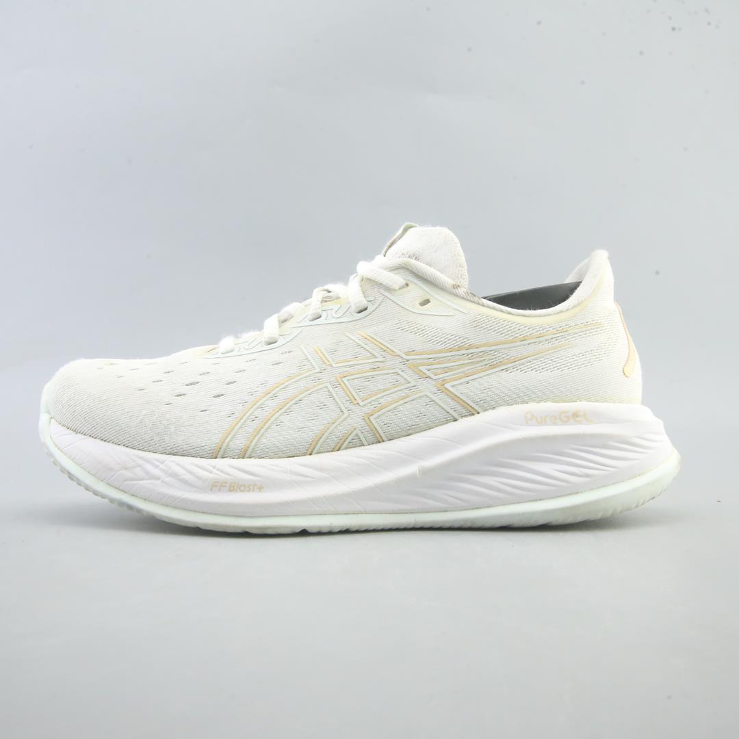 ASICS GEL CUMULUS 26