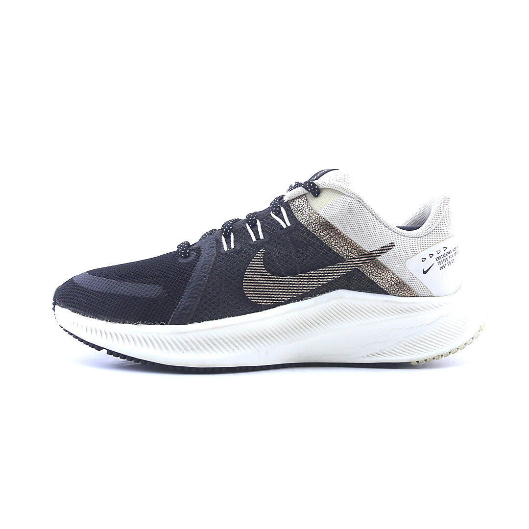 NIKE QUEST