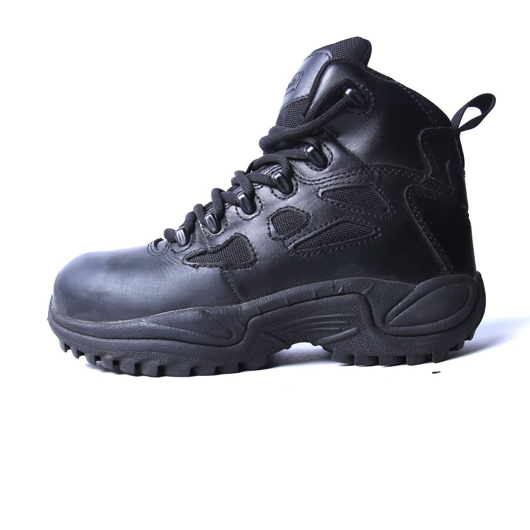 REEBOK .