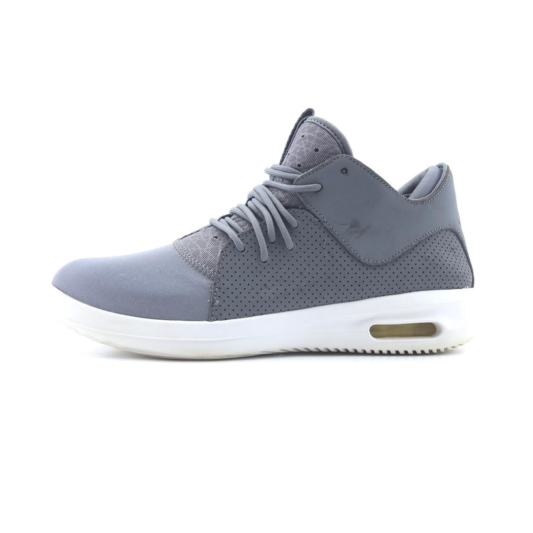 JORDAN FIRST CLASS