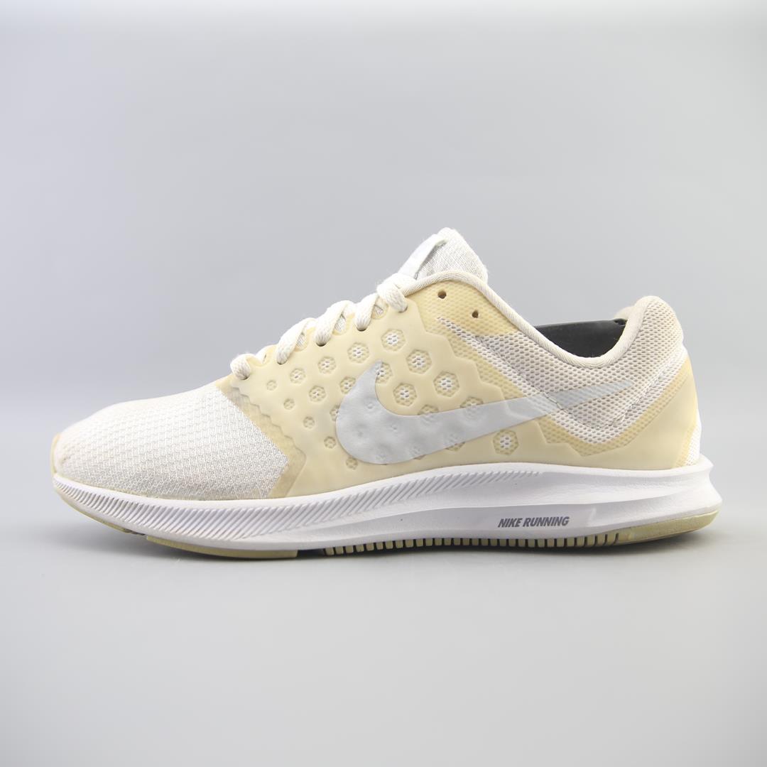 NIKE  DOWNSHIFTER 7