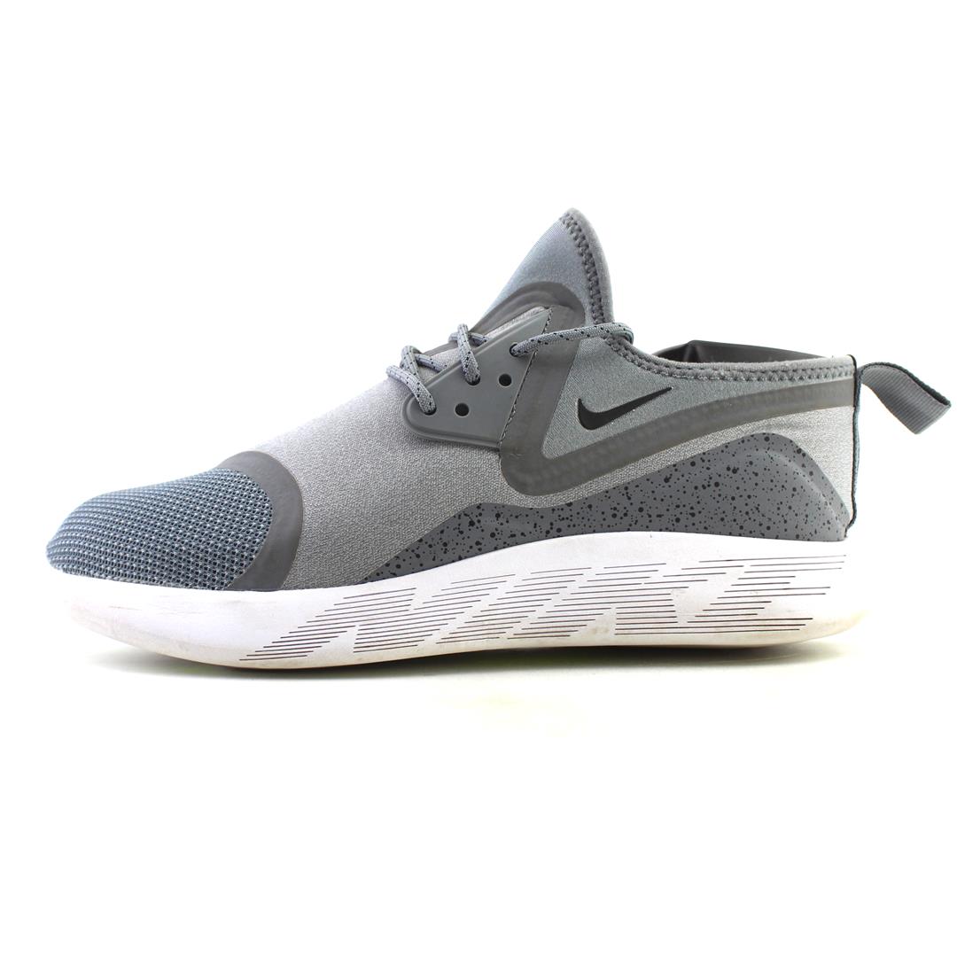 NIKE LUNARCHARGE ESSENTIAL