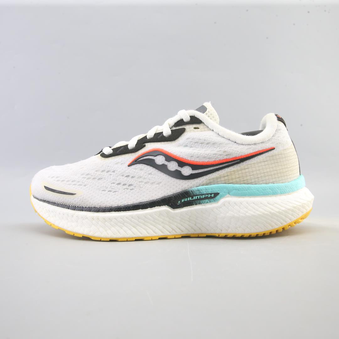 SAUCONY TRIUMPH 19