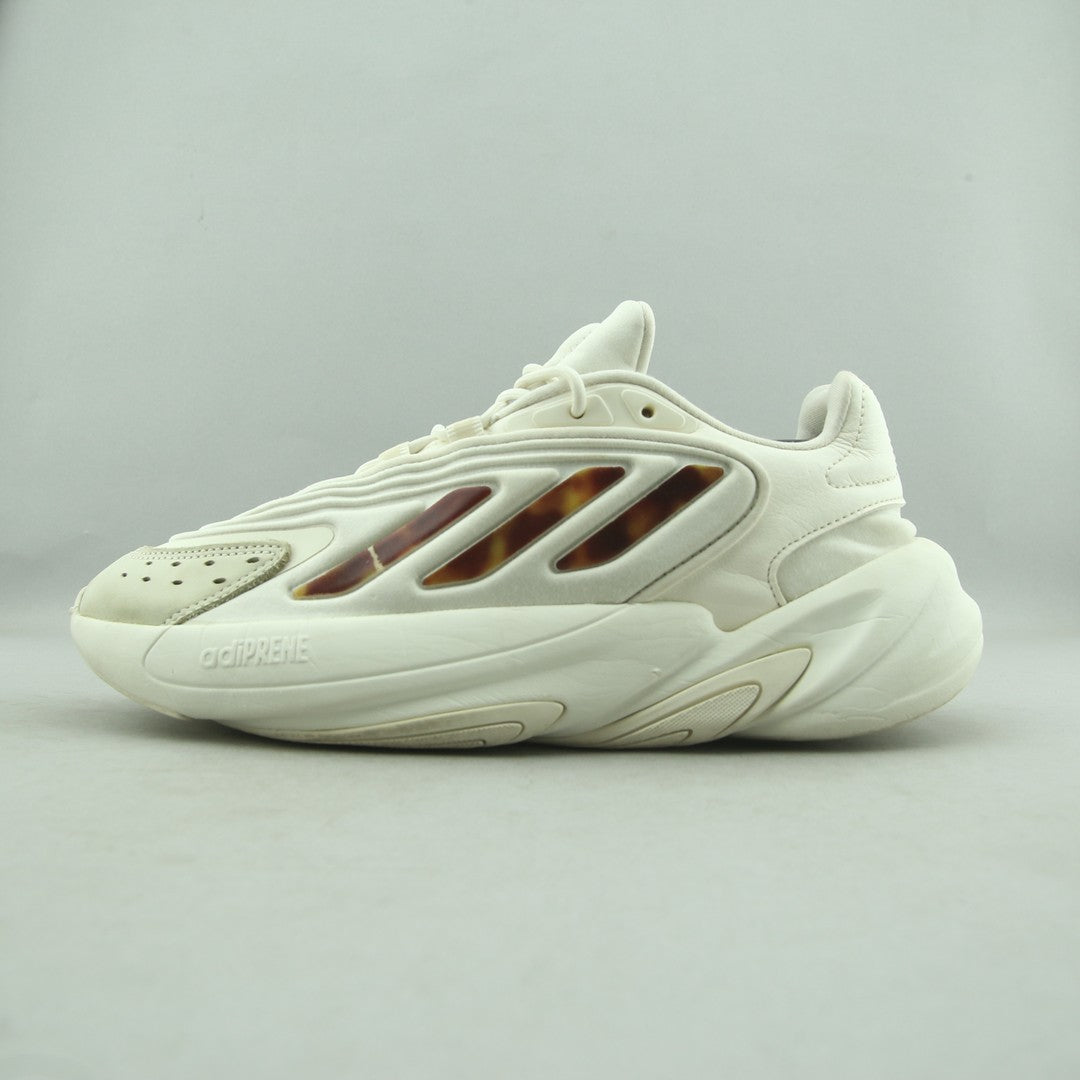 ADIDAS OZELIA