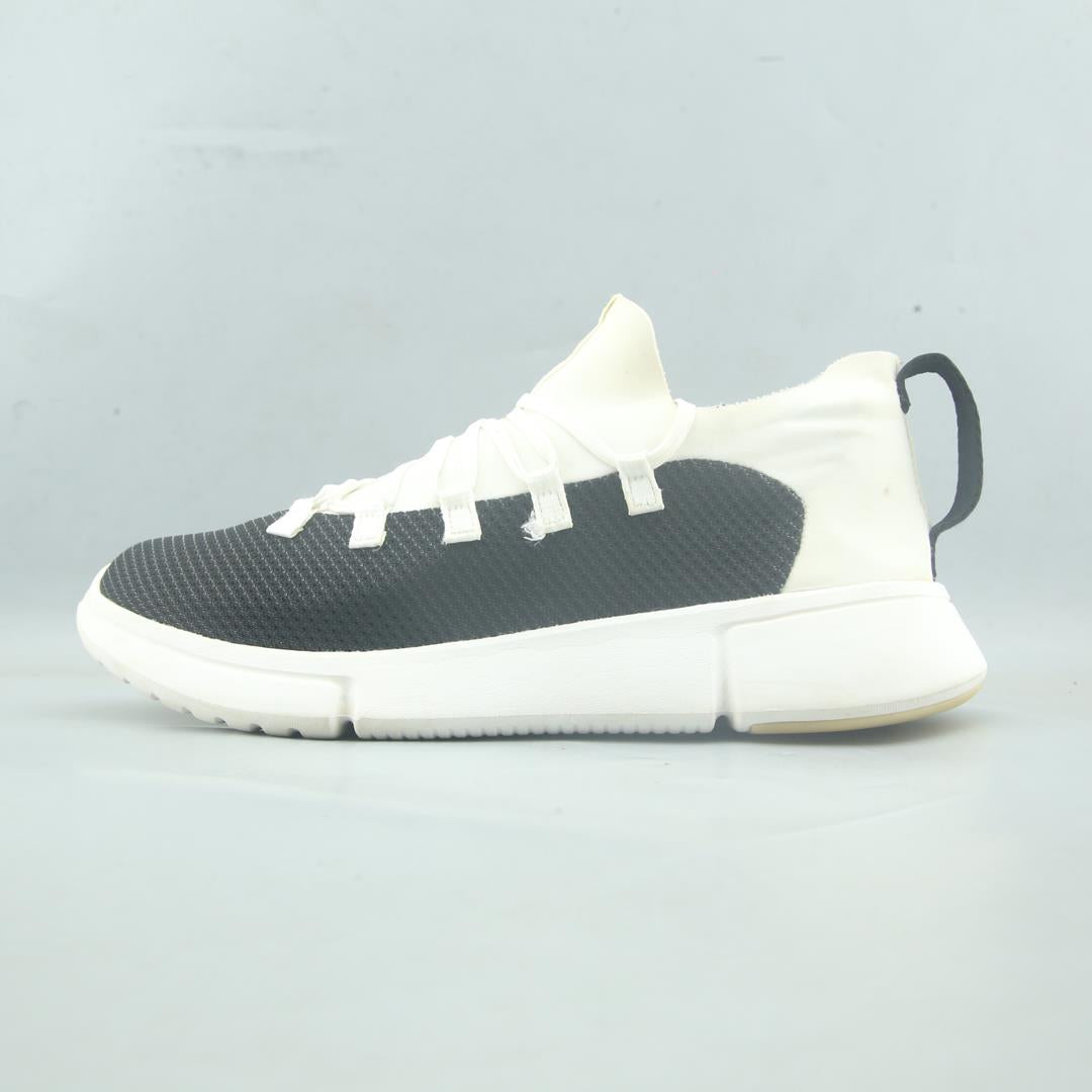 LI-NING ESSENCE 2.0
