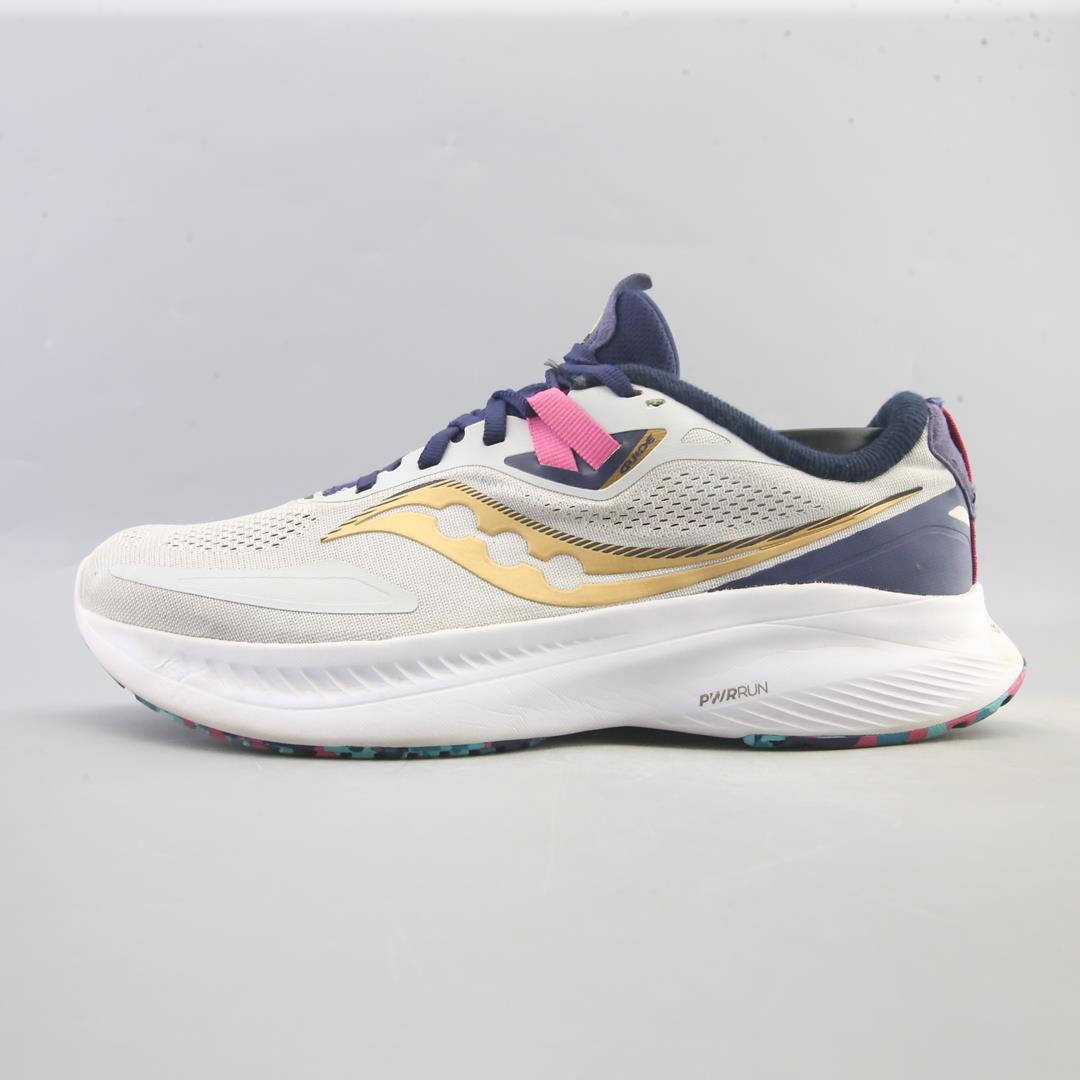 SAUCONY GUIDE 15