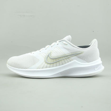 NIKE  DOWNSHIFTER 11