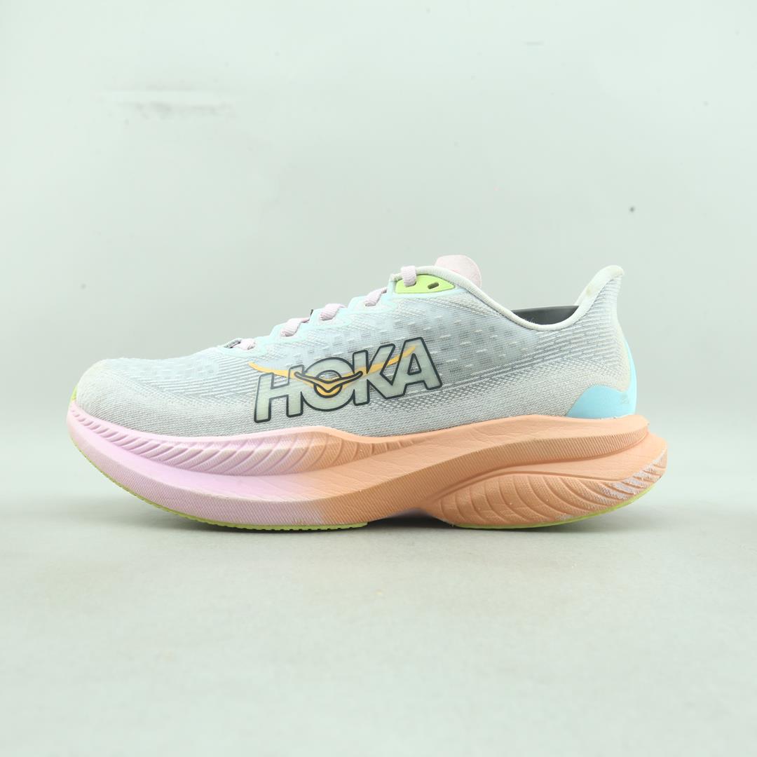 HOKA ONE ONE MACH 6