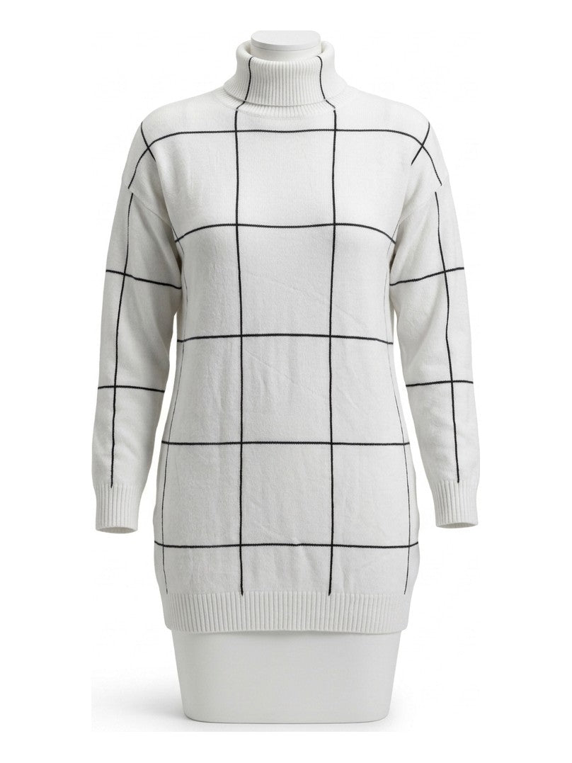 Preloved Chicwish women's pullover, size L, on a mannequin