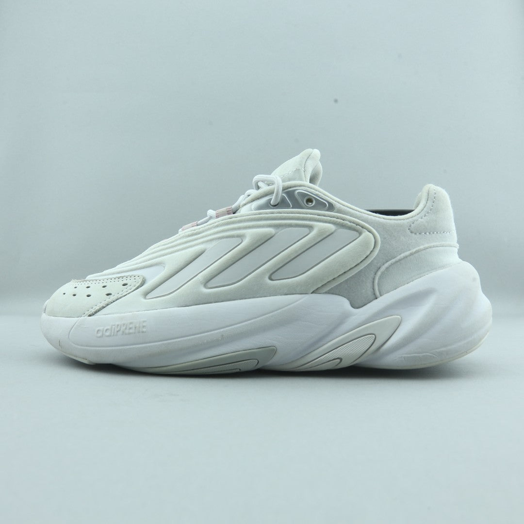 ADIDAS OZELIA