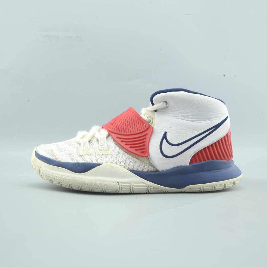 NIKE  KYRIE 6