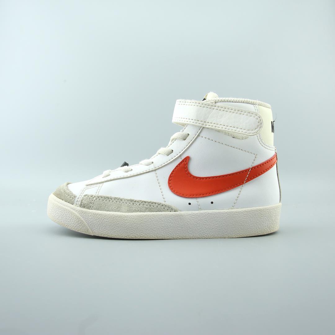 NIKE  BLAZER MID '77