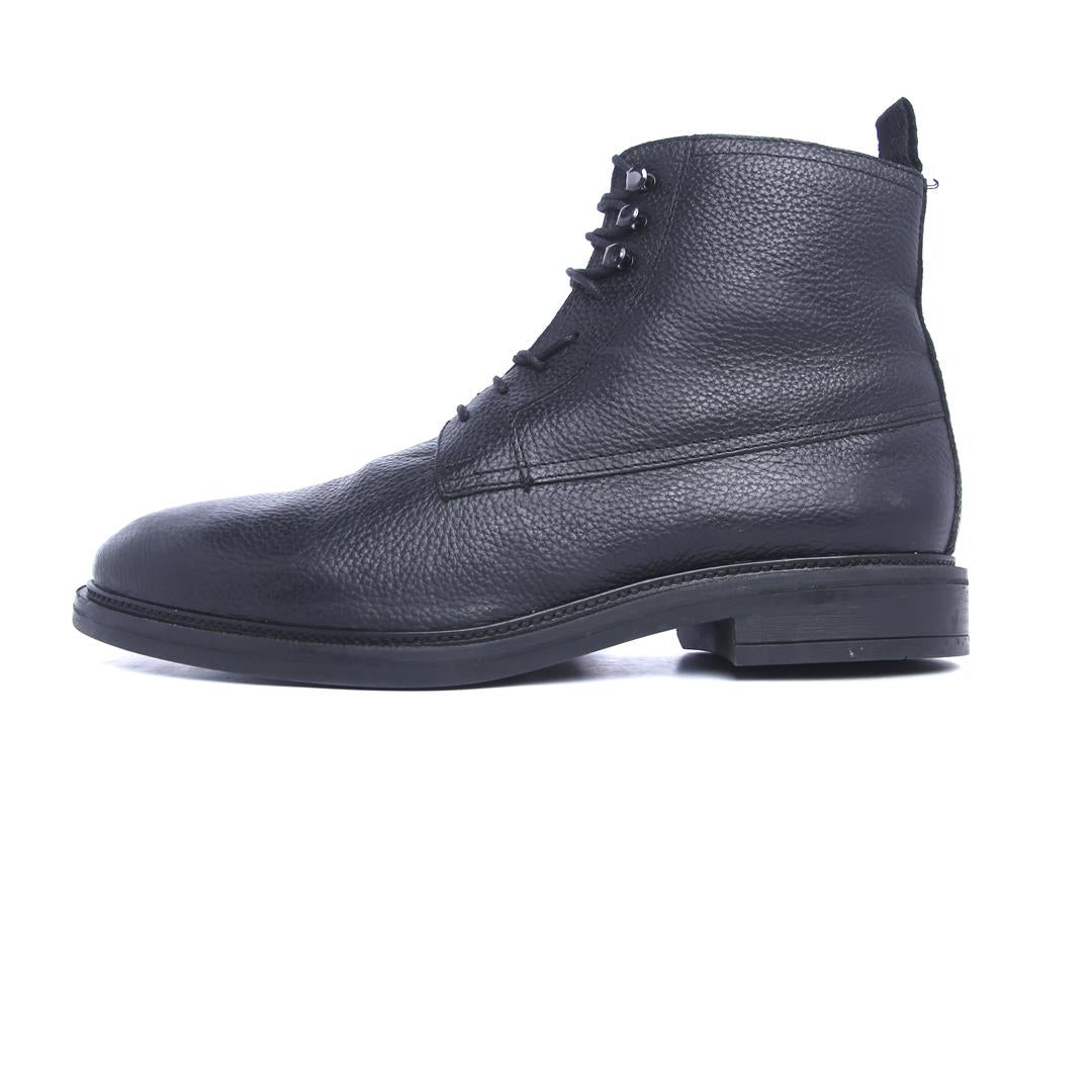 MASSIMO DUTTI. .