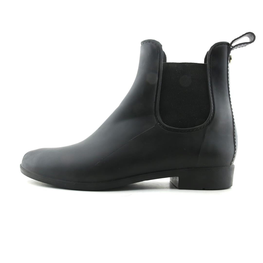 SAM EDELMAN  .