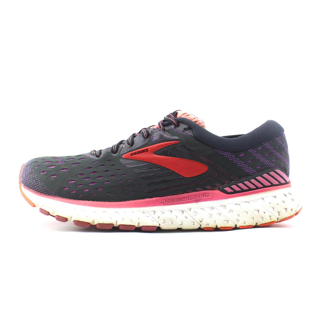BROOKS TRANSCEND 6