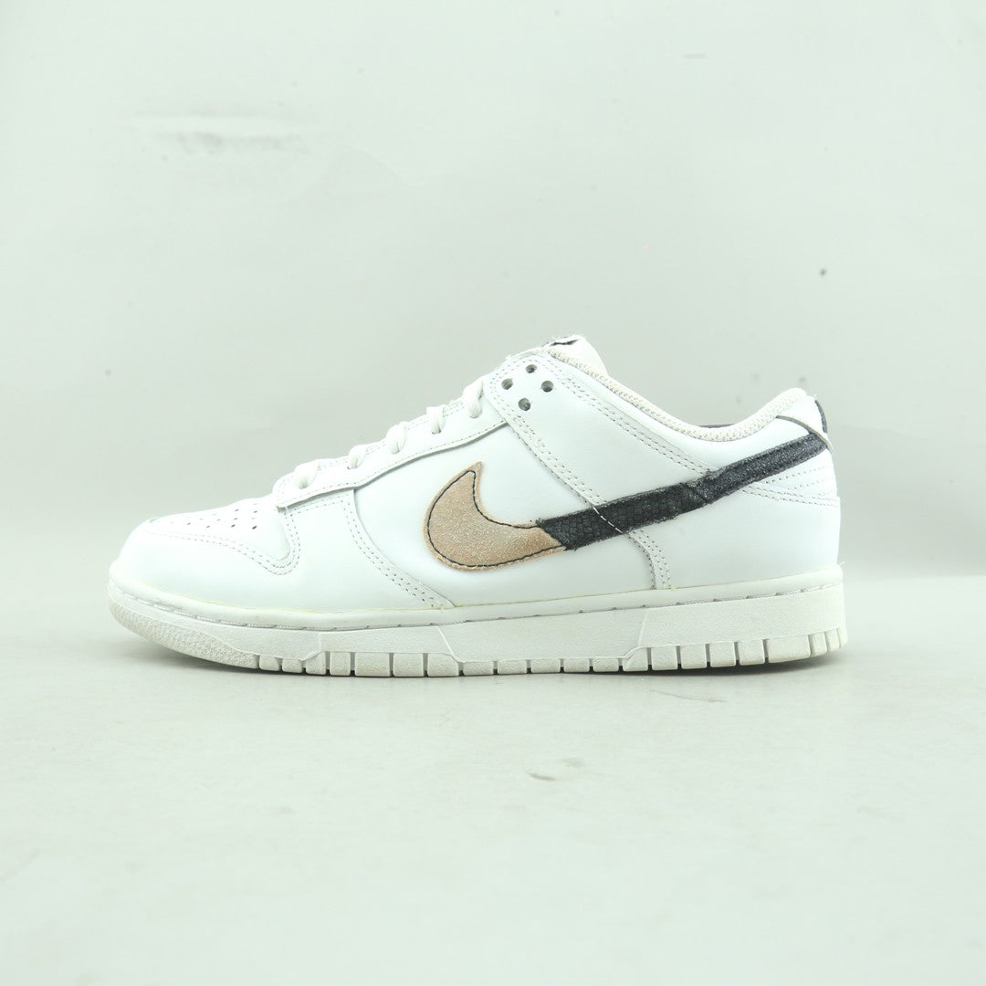 NIKE  DUNK LOW SE