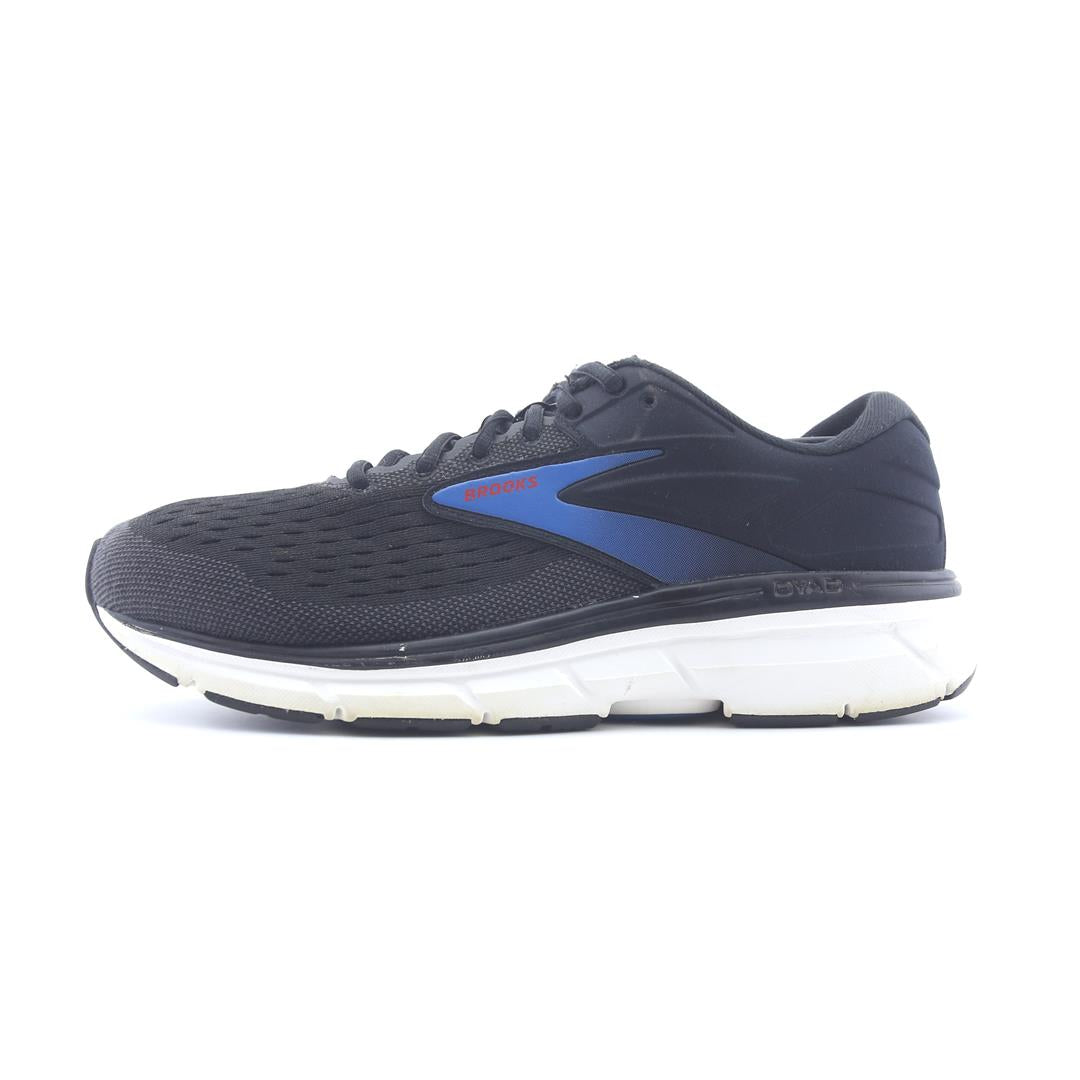 BROOKS  DYAD 11