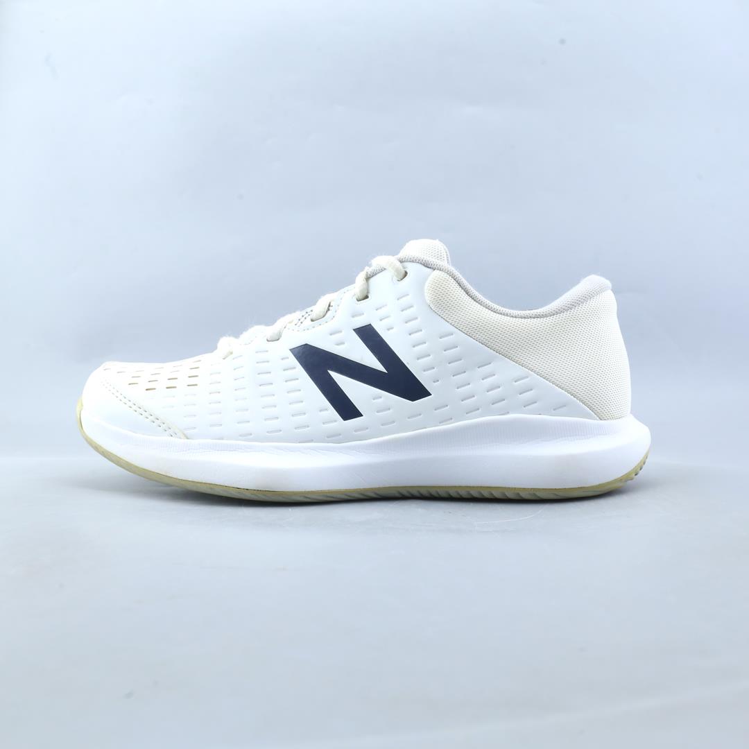 NEW BALANCE 696V4