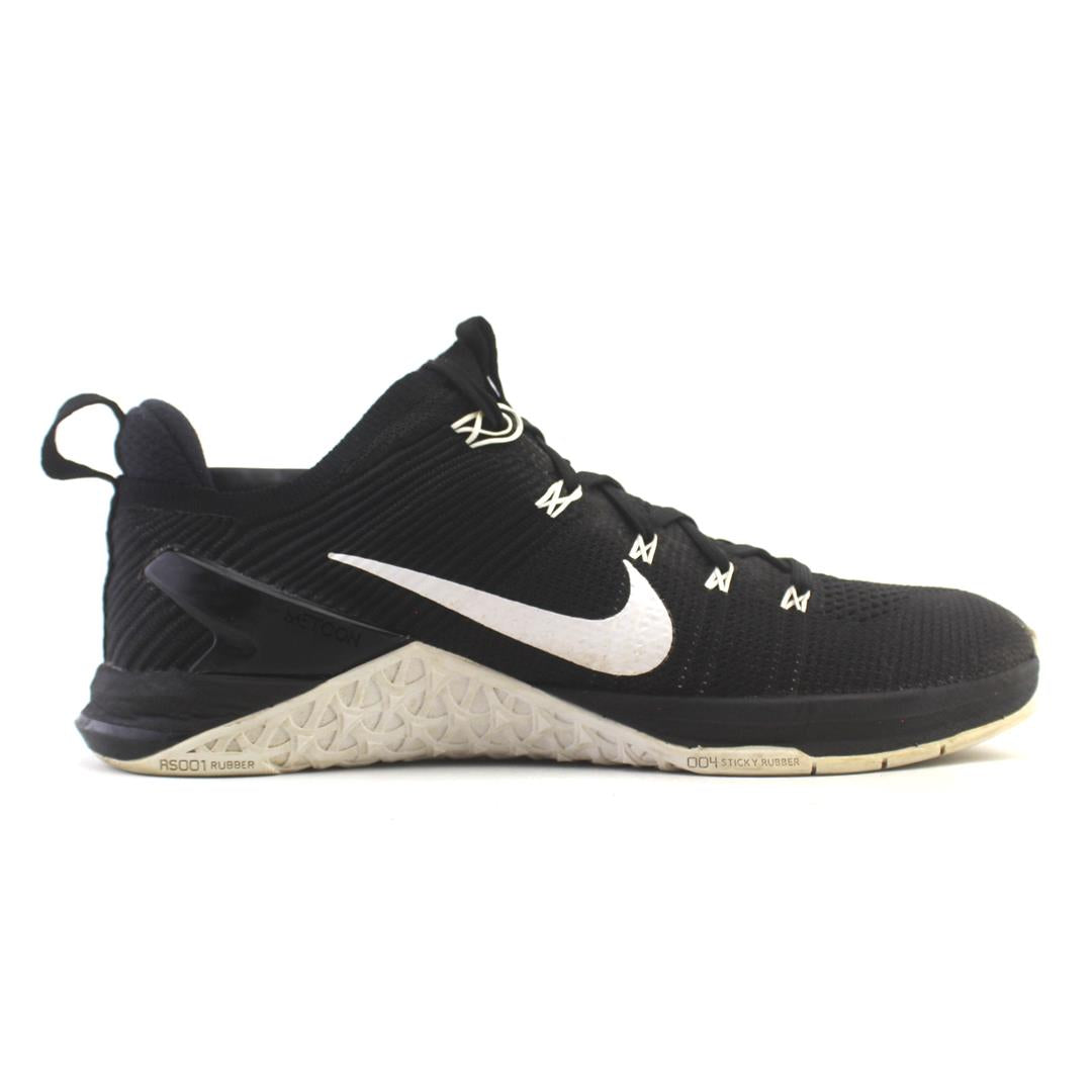 Buy NIKE Shoes Online In Pakistan