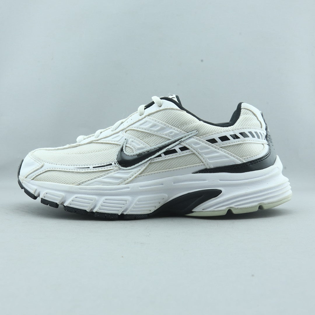 NIKE INITIATOR