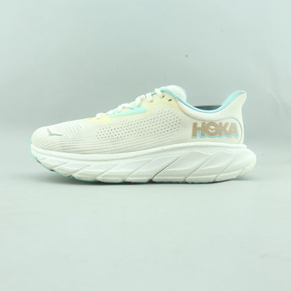 HOKA ONE ONE ARAHI 7