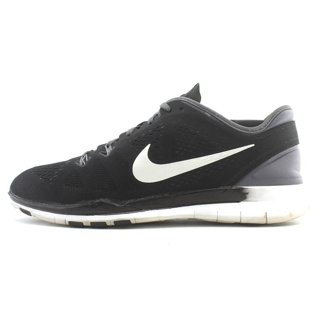 NIKE FREE TR FIT 5
